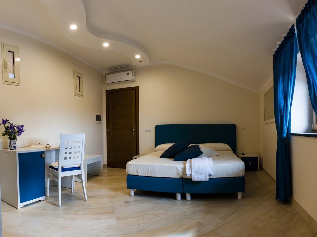 Back To Sorrento Bed & Breakfast Sant'Agnello Ruang foto